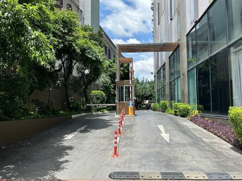 Thru Thonglor, Bangkok, Petchaburi Road, Bang Kapi, Huai Khwang, Bangkok, 1 Bedroom, 62 sqm, Condo For Sale, by Chatuphon Mochida, 500652284 - DDproperty.com