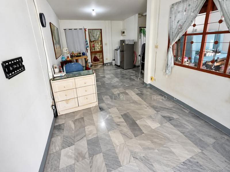 Busarin Ramintra, Bangkok, Soi Phraya Suren 40, Sam Wa Tawan Tok, Khlong Sam Wa, Bangkok, 2 Bedrooms, 72 sqm, Townhouse For Sale, by THE LIVING HUB, 500652343 - DDproperty.com