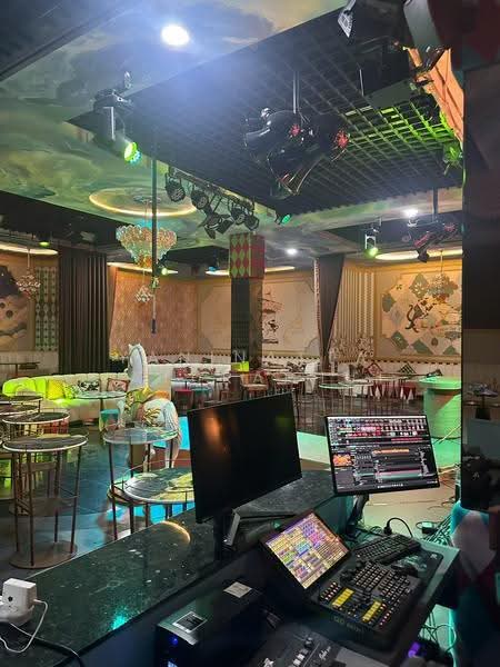 Club Entertainment / Bar in Thonglor for Sale / Rent, Bangkok, ถ.ทองหล่อ, Khlong Tan Nua, Watthana, Bangkok, , 800 sqm, Retail Space For Rent, by Yaninatta Jaturaphut, 500652520 - DDproperty.com