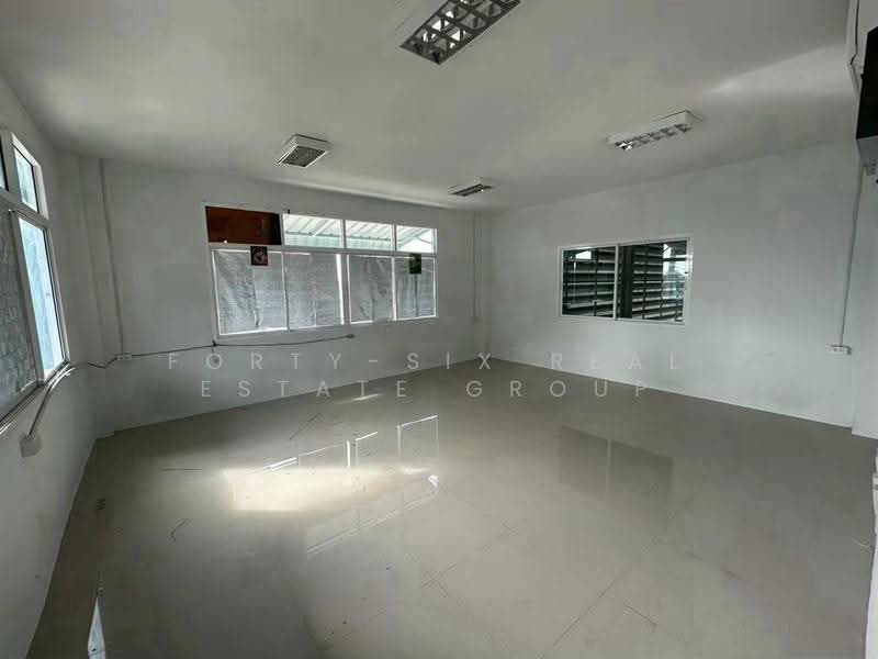ให้เช่า โกดัง-โรงงาน ลาดหลุมแก้ว ปทุมธานี ห่างจากแยกนพวงศ์ 2 กม., Pathum Thani, Na-Mai, Lat Lum Kaeo, Pathum Thani, , 2,000 sqm, Warehouse/Factory For Rent, by Forty-Six Real Estate Group, 500652603 - DDproperty.com