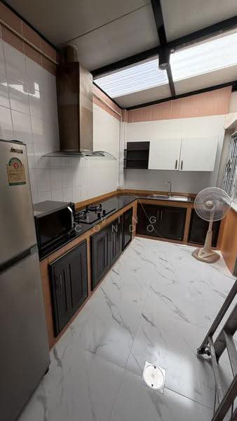 Supalai Ville Srinakarin-King Kaeo, Samut Prakan, Kingkaew-Srinakarin Road, Bangphli Yai, Bang Plee, Samut Prakan, 3 Bedrooms, 150 sqm, Townhouse For Rent, by Living Condo, 500652615 - DDproperty.com