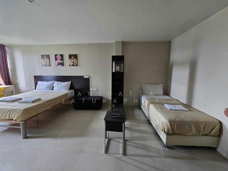 Hotel building near Victory Monument, Bangkok, Thanon Phaya Thai, Ratchathewi, Bangkok, , 2,300 sqm, Shophouse For Sale, by Yaninatta Jaturaphut, 500652684 - DDproperty.com