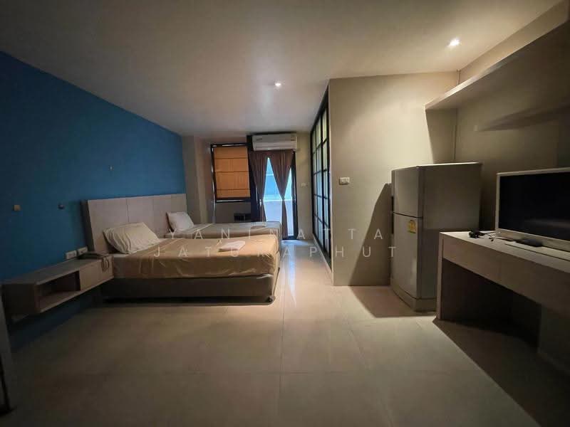 Hotel building near Victory Monument, Bangkok, Thanon Phaya Thai, Ratchathewi, Bangkok, , 2,300 sqm, Shophouse For Sale, by Yaninatta Jaturaphut, 500652684 - DDproperty.com