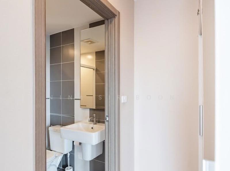 The Base Sukhumvit 77, Bangkok, 289 Sukhumvit 77 Road, Phra Kanong Nua, Watthana, Bangkok, 2 Bedrooms, 60 sqm, Condo For Rent, by NINA SIRIBOON, 500652705 - DDproperty.com