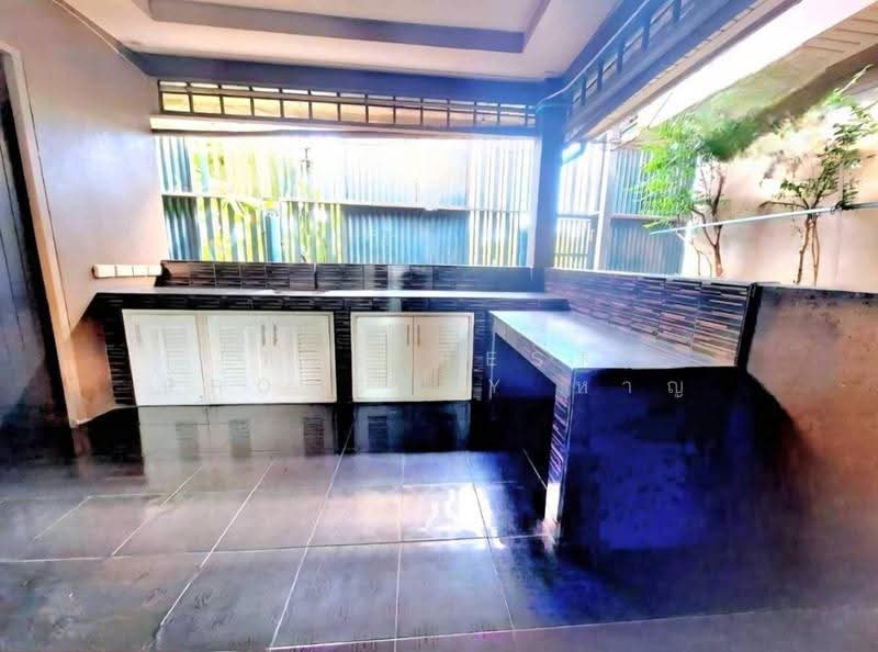 บ้านเดี่ยวพร้อมโกดังคลองสามวา กรุงเทพมหานคร, Bangkok, Sai Kong Din, Khlong Sam Wa, Bangkok, 6 Bedrooms, 150 sqm, Single Detached House For Sale, by The Best Property หาญ, 500652714 - DDproperty.com
