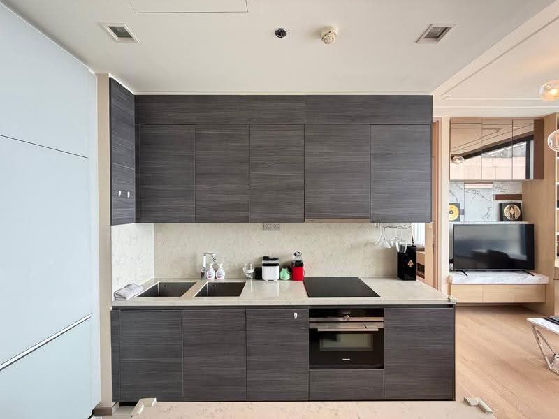The Esse Asoke, Bangkok, 333 Soi Sukhumvit 21, Sukhumvit Road, Khlongtoei Nua, Watthana, Bangkok, 2 Bedrooms, 75 sqm, Condo For Rent, by The Luxe Group, 500652941 - DDproperty.com
