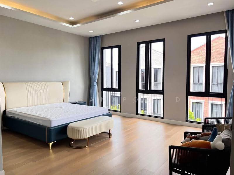 Artale Ekkamai-Ramintra, Bangkok, Soi Sukontasawat 19, Sukontasawat Road, Lat Phrao, Bangkok, 4 Bedrooms, 390 sqm, Single Detached House For Sale, by Angsanaporn D, 500653056 - DDproperty.com