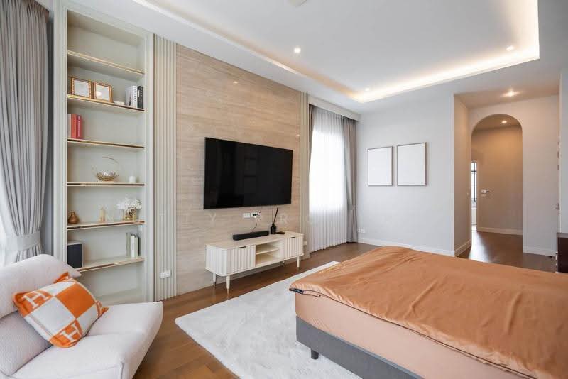 Narasiri Krungthep Kreetha, Bangkok, 69 Soi Pracha Ruamjai, Hua Mak, Bang Kapi, Bangkok, 4 Bedrooms, 554 sqm, Single Detached House For Sale, by Nutty Property, 500653110 - DDproperty.com