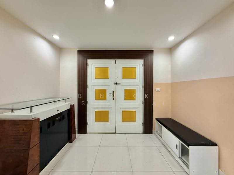President Park Sukhumvit 24, Bangkok, 99 Sukhumvit 24 Alley, Khlongtoei Nua, Watthana, Bangkok, 3 Bedrooms, 265 sqm, Condo For Sale, by Bangkok Residential, 500653131 - DDproperty.com