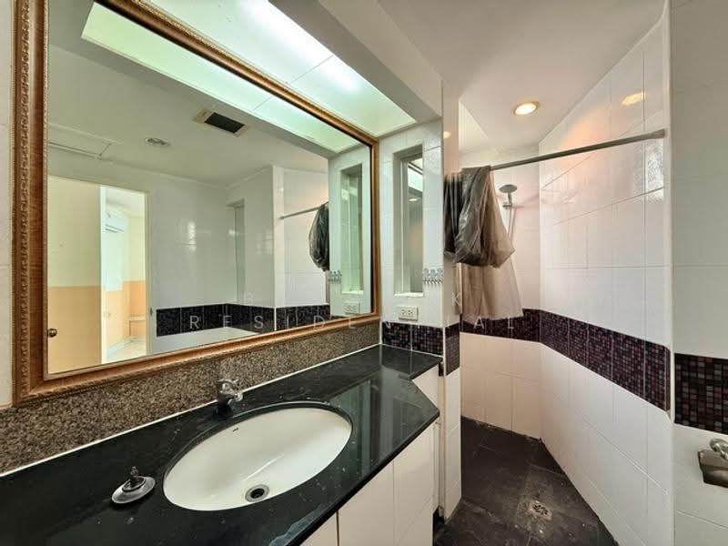 President Park Sukhumvit 24, Bangkok, 99 Sukhumvit 24 Alley, Khlongtoei Nua, Watthana, Bangkok, 3 Bedrooms, 265 sqm, Condo For Sale, by Bangkok Residential, 500653131 - DDproperty.com