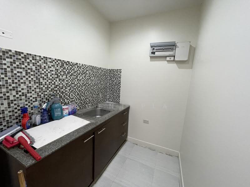 ลุมพินี ทาวน์ เรสซิเดนซ์ บางนา - ศรีนครินทร์ Lumpini Town Residence Bangna - Srinakarin, กรุงเทพ, บางนาใต้, บางนา, กรุงเทพ, 210 ตร.ม., ทาวน์เฮ้าส์ ให้เช่า, โดย Agent Pla, 500653407 - DDproperty.com