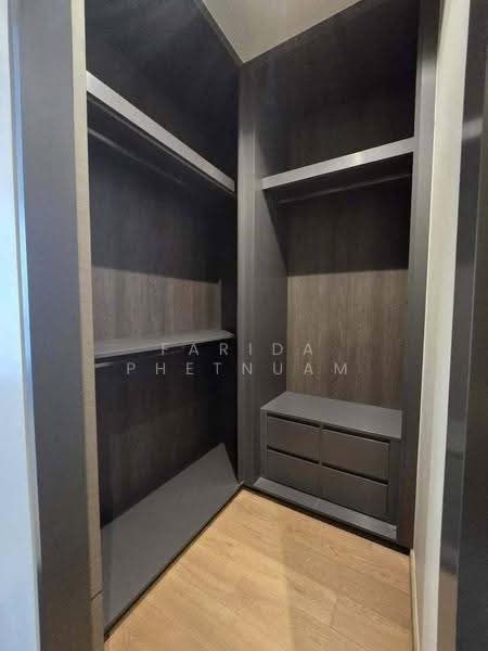 28 Chidlom, Bangkok, 28 Chit Lom Alley, Lumphini, Pathum Wan, Bangkok, 1 Bedroom, 35 sqm, Condo For Sale, by Farida Phetnuam, 500653436 - DDproperty.com