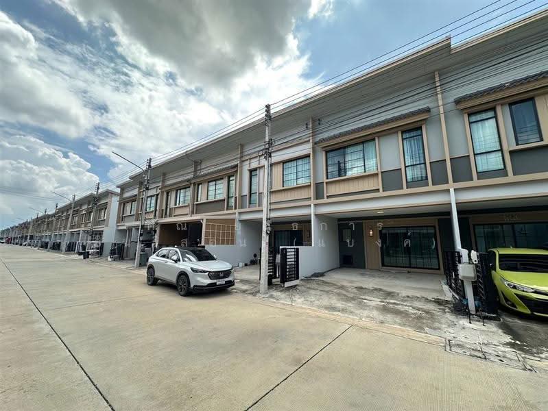 Siri Place Rangsit-Klong 2 : สิริ เพลส รังสิต-คลอง 2, ปทุมธานี, Soi Rangsit Nakhon Nayok 31, คลองสอง, คลองหลวง, ปทุมธานี, 100 ตร.ม., ทาวน์เฮ้าส์ ขาย, โดย คุณ ยุทธการ อินธิสอน (แบงค์), 500653578 - DDproperty.com