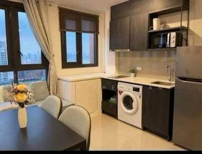 XT Huaikhwang, Bangkok, 244 Ratchadaphisek Road, Huai Khwang, Bangkok, 1 Bedroom, 30 sqm, Condo For Rent, by Farida Phetnuam, 500653651 - DDproperty.com