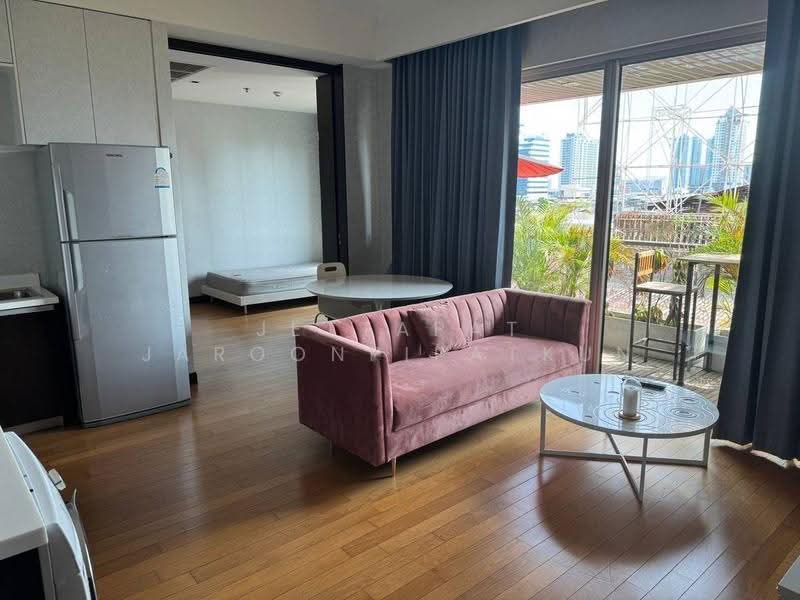The Lofts Yennakart, Bangkok, 366 ์Soi Nang Linchi Yenakat Road, Chong Nonsi, Yan Nawa, Bangkok, 2 Bedrooms, 68 sqm, Condo For Sale, by Jettapat Jaroonpipatkun, 500653897 - DDproperty.com