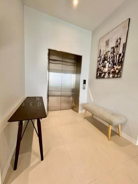 Vittorio 39, Bangkok, 8 Sukhumvit, Khlong Tan Nua, Watthana, Bangkok, 2 Bedrooms, 138 sqm, Condo For Rent, by Nattapol Jedsadathitikul, 500654101 - DDproperty.com