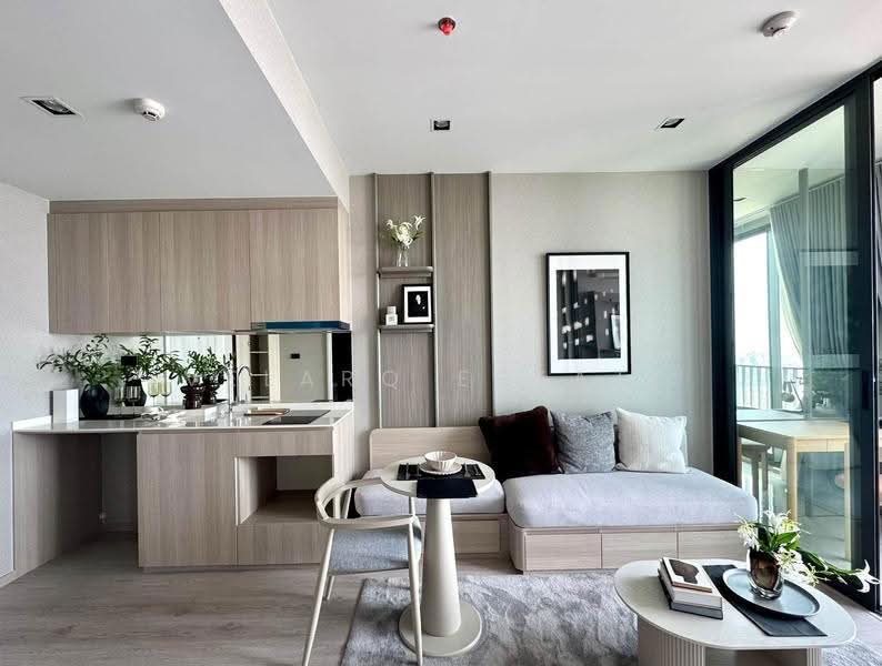Reference Sathorn-Wongwianyai, Bangkok, Krung Thonburi 2 Alley, Bang Lam Phu Lang, Khlong San, Bangkok, 1 Bedroom, 31 sqm, Condo For Rent, by VELARQ ESTATE, 500654112 - DDproperty.com