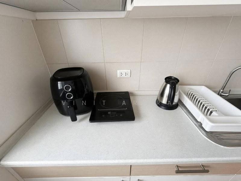 Supalai Park Ekkamai-Thonglor, Bangkok, Petchaburi Road, Bang Kapi, Huai Khwang, Bangkok, 2 Bedrooms, 85 sqm, Condo For Rent, by Vinit Arora, 500654119 - DDproperty.com