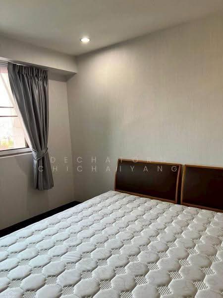 Royal Castle Sukhumvit, Bangkok, 30 Soi Sukhumvit 39, Khlongtoei Nua, Watthana, Bangkok, 3 Bedrooms, 165 sqm, Condo For Rent, by Dechatorn Chichaiyang, 500654153 - DDproperty.com