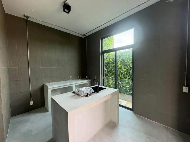 4 BR house, Prachuap Khiri Khan, Thap Tai, Hua Hin, Prachuap Khiri Khan, 4 Bedrooms, 510 sqm, Single Detached House For Sale, by Sujika Puangngern, 500654159 - DDproperty.com