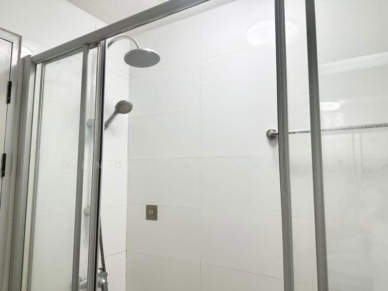 The Royal Place 2, Bangkok, 6-6/429 Soi Mahatlek Luang 2, Lumphini, Pathum Wan, Bangkok, 1 Bedroom, 63 sqm, Condo For Rent, by Mind (Amollada), 500654175 - DDproperty.com