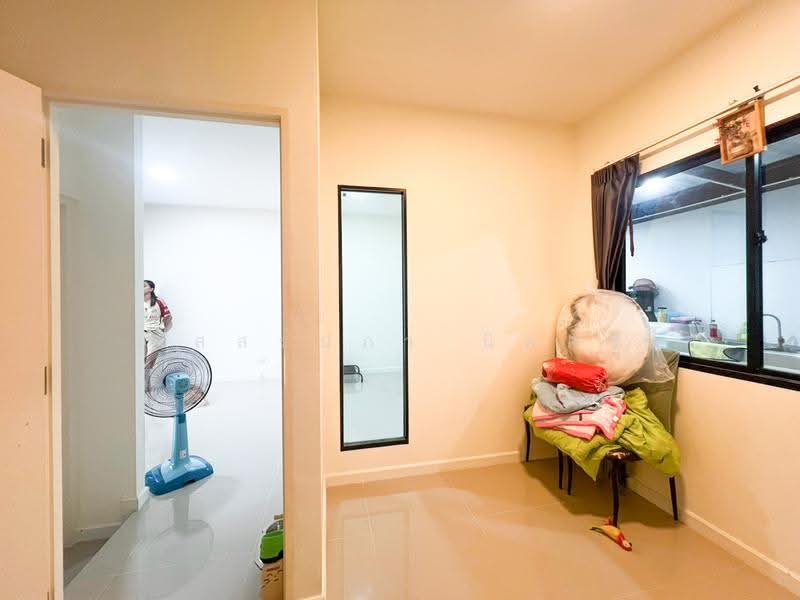 Siri Place Charan-Pinklao : สิริ เพลส จรัญ-ปิ่นเกล้า, นนทบุรี, ถนน บางกรวย-จงถนอม, วัดชลอ, บางกรวย, นนทบุรี, 118 ตร.ม., ทาวน์เฮ้าส์ ขาย, โดย ภัสสร์ปภา นิลคช, 500654238 - DDproperty.com