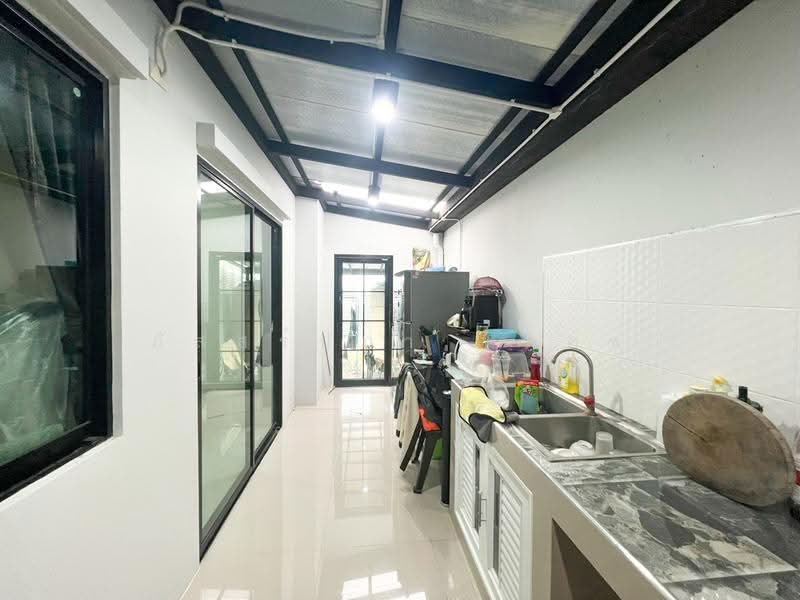 Siri Place Charan-Pinklao, Nonthaburi, Bang Kruai-Chong Tanom Road, Wat Chalo, Bang Kruai, Nonthaburi, 4 Bedrooms, 118 sqm, Townhouse For Sale, by ภัสสร์ปภา นิลคช, 500654238 - DDproperty.com