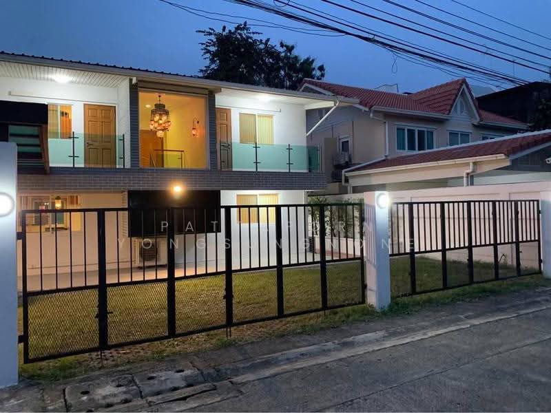 6-BR House, Bangkok, Sena Nikhom, Chatuchak, Bangkok, 6 Bedrooms, 450 sqm, Single Detached House For Rent, by Pattaporn Yongsungnone, 500654372 - DDproperty.com