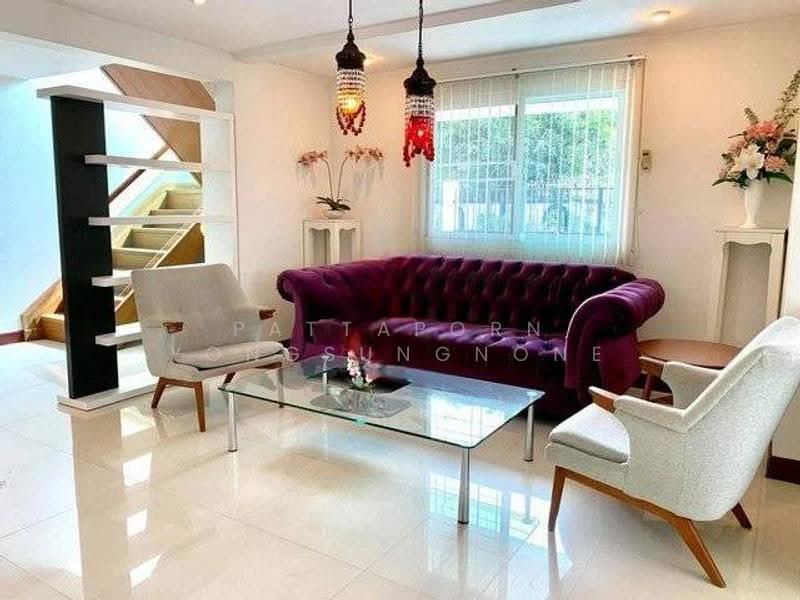 6-BR House, Bangkok, Phlapphla, Wang Thonglang, Bangkok, 6 Bedrooms, 80 sqm, Single Detached House For Rent, by Pattaporn Yongsungnone, 500654381 - DDproperty.com