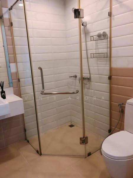 Circle Condominium, Bangkok, 1674 Soi Petchaburi 36 Petchaburi Road, Makkasan, Ratchathewi, Bangkok, 2 Bedrooms, 75 sqm, Condo For Rent, by Vinit Arora, 500654431 - DDproperty.com