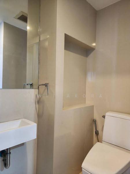 Rhythm Sukhumvit 44/1, Bangkok, Sukhumvit Road, Phra Kanong, Khlong Toei, Bangkok, 1 Bedroom, 45 sqm, Condo For Rent, by Vinit Arora, 500654473 - DDproperty.com