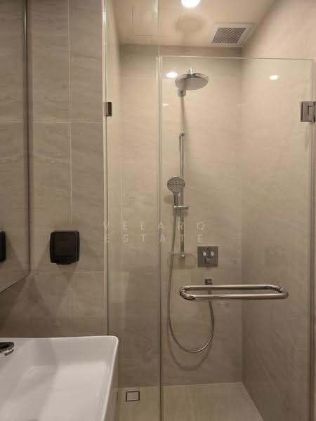 Noble Form Thonglor, Bangkok, Sukhumvit 55, Khlong Tan Nua, Watthana, Bangkok, 1 Bedroom, 33 sqm, Condo For Rent, by VELARQ ESTATE, 500654478 - DDproperty.com