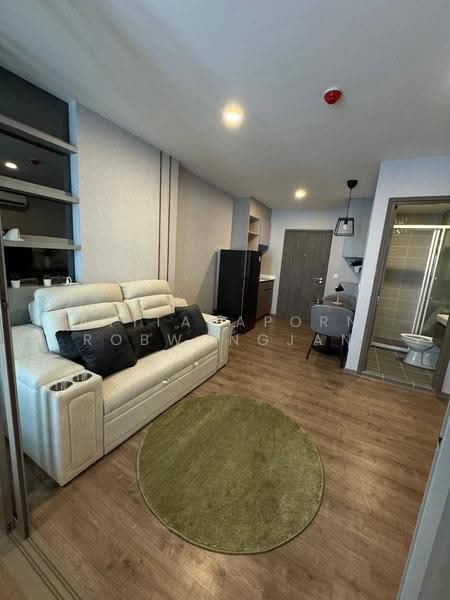 Aspire Pinklao-Arun Ammarin, Bangkok, Arun Amarin Road, Arun Amarin, Bangkok Noi, Bangkok, 1 Bedroom, 35 sqm, Condo For Rent, by Atitayaporn Robwongjan, 500654577 - DDproperty.com
