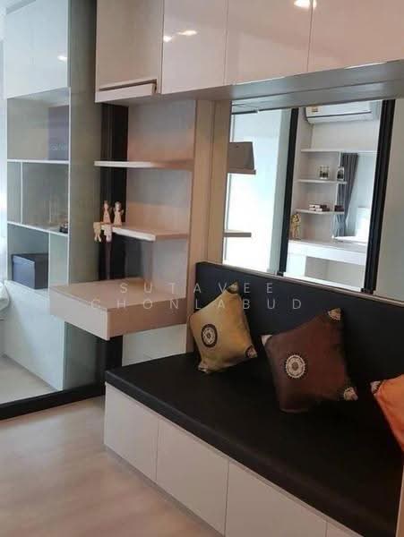 Life Asoke, Bangkok, Asoke-Dindang Road, Bang Kapi, Huai Khwang, Bangkok, 1 Bedroom, 30 sqm, Condo For Rent, by Sutavee Chonlabud, 500654749 - DDproperty.com