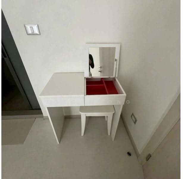Rhythm Sukhumvit 42, Bangkok, Soi Sukhumvit 42, Sukhumvit Road, Phra Kanong, Khlong Toei, Bangkok, 1 Bedroom, 35 sqm, Condo For Rent, by Sarawut Ratchawong, 500654761 - DDproperty.com