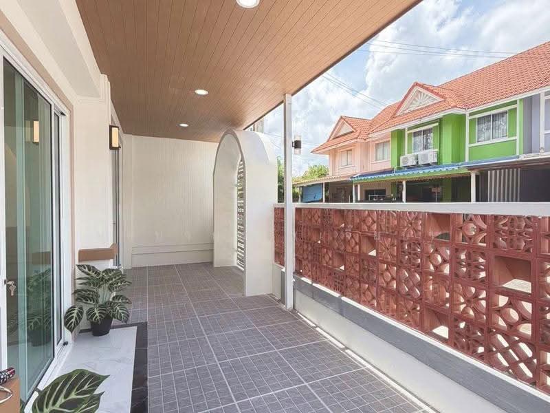 Baan Pruksa 33 Bangbuathong, Nonthaburi, Rural Road, Nonthaburi 3087, Bang Khu Rat, Bang Bua Thong, Nonthaburi, 5 Bedrooms, 120 sqm, Townhouse For Sale, by บุษบากร (เจี๊ยบ), 500654878 - DDproperty.com