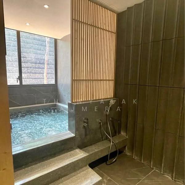 The Reserve 61 Hideaway, Bangkok, 92 Sukhumvit 61, Khlong Tan Nua, Watthana, Bangkok, 1 Bedroom, 64 sqm, Condo For Rent, by Thanyalak Ajmera, 500654899 - DDproperty.com
