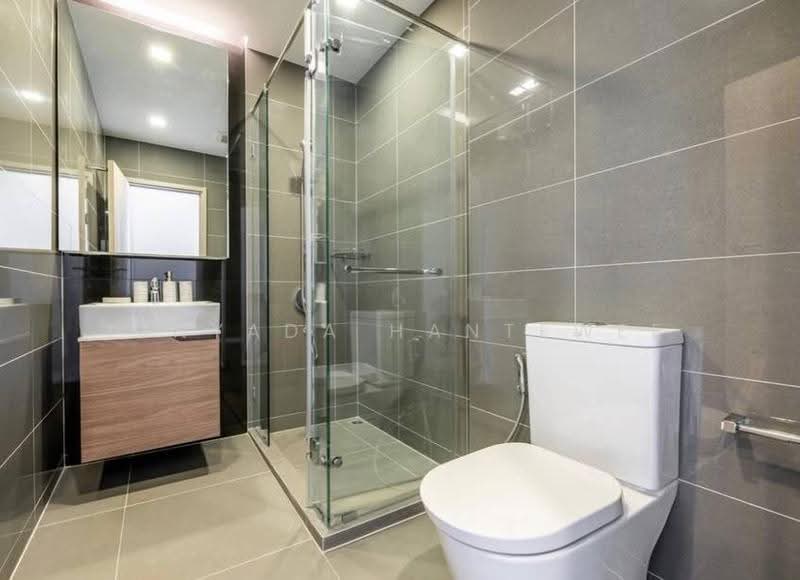 M Thonglor 10, Bangkok, 9 Soi Ekkamai 12, Ekkamai Road, Khlong Tan Nua, Watthana, Bangkok, 2 Bedrooms, 58 sqm, Condo For Rent, by Pinyada Hantewee, 500654918 - DDproperty.com