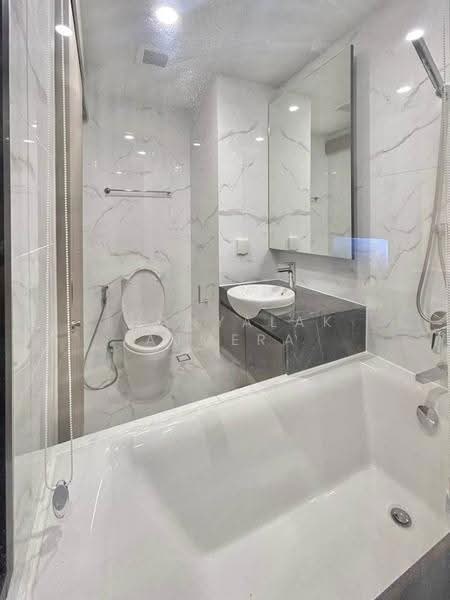 Cloud Thonglor-Phetchaburi, Bangkok, 1986 New Petchaburi Road, Bang Kapi, Huai Khwang, Bangkok, 1 Bedroom, 33 sqm, Condo For Rent, by Thanyalak Ajmera, 500654931 - DDproperty.com