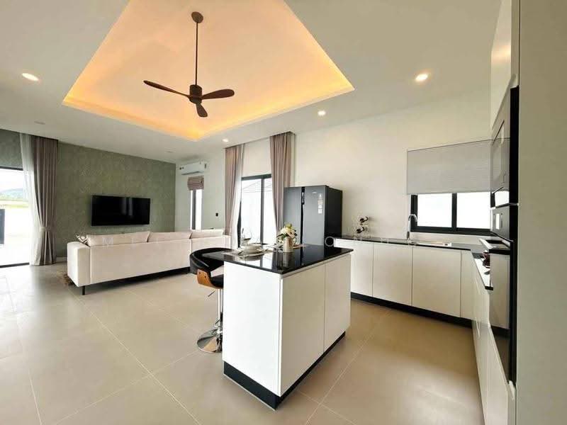 3-BR House, Prachuap Khiri Khan, Nong Kae, Hua Hin, Prachuap Khiri Khan, 3 Bedrooms, 225 sqm, Single Detached House For Sale, by Melinda Lonuch, 500654933 - DDproperty.com