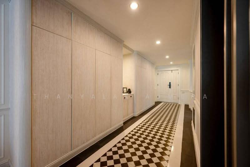 Las Colinas, Bangkok, Sukhumvit 21 Road, Khlongtoei Nua, Watthana, Bangkok, 3 Bedrooms, 240 sqm, Condo For Sale, by Thanyalak Ajmera, 500654981 - DDproperty.com