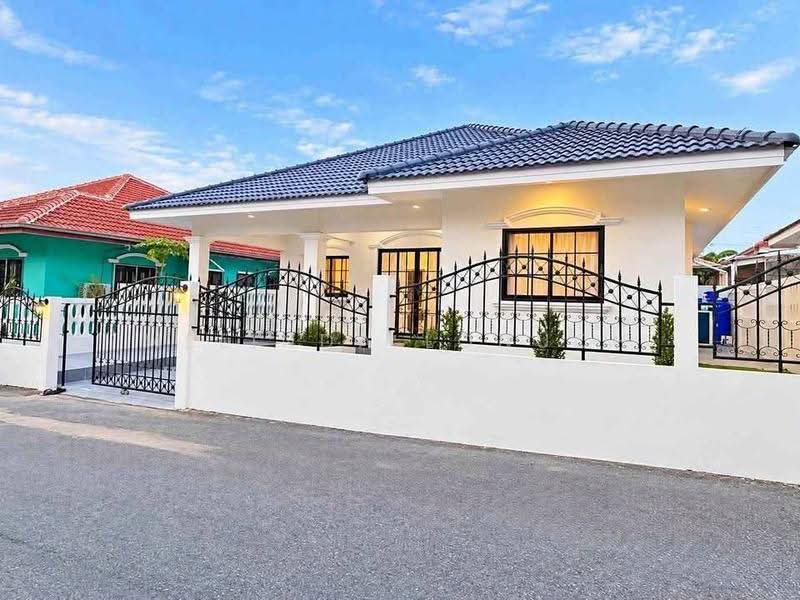 3-BR House, Chon Buri (Pattaya), Nong Pru, Bang Lamung (Pattaya), Chon Buri (Pattaya), 3 Bedrooms, 150 sqm, Single Detached House For Sale, by Melinda Lonuch, 500655047 - DDproperty.com