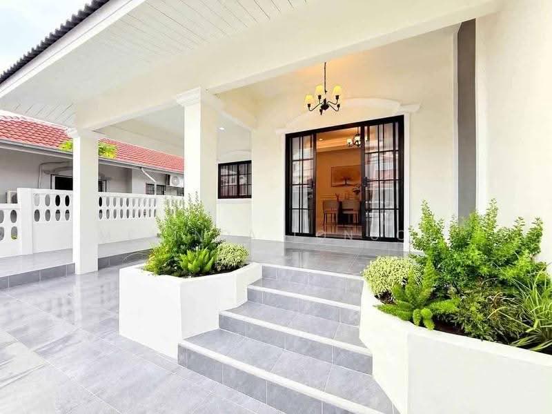 3-BR House, Chon Buri (Pattaya), Nong Pru, Bang Lamung (Pattaya), Chon Buri (Pattaya), 3 Bedrooms, 150 sqm, Single Detached House For Sale, by Melinda Lonuch, 500655047 - DDproperty.com