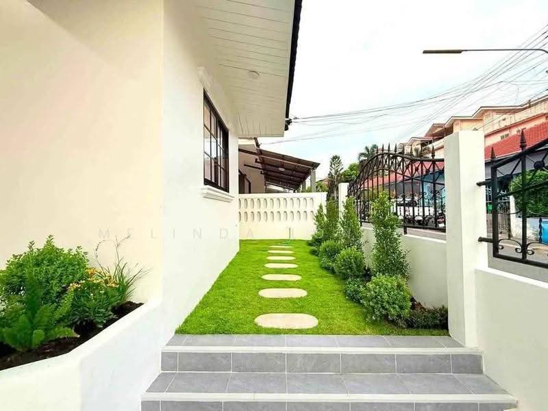 3-BR House, Chon Buri (Pattaya), Nong Pru, Bang Lamung (Pattaya), Chon Buri (Pattaya), 3 Bedrooms, 150 sqm, Single Detached House For Sale, by Melinda Lonuch, 500655047 - DDproperty.com