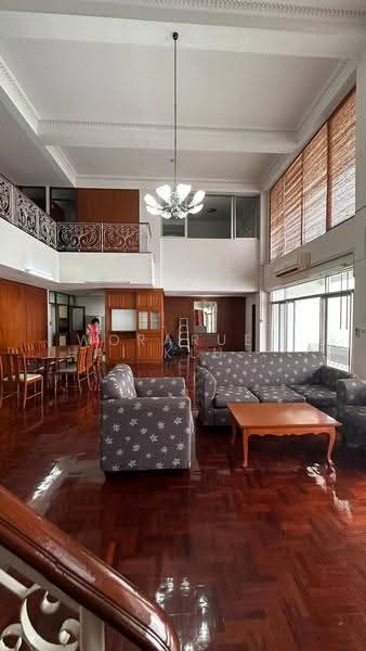 Homhual Mansion, Bangkok, 104 Soi Sukhumvit 49, Khlong Tan Nua, Watthana, Bangkok, 4 Bedrooms, 260 sqm, Apartment For Rent, by Woraruethai Klumbun, 500655051 - DDproperty.com