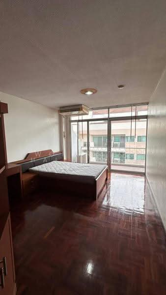 Homhual Mansion, Bangkok, 104 Soi Sukhumvit 49, Khlong Tan Nua, Watthana, Bangkok, 4 Bedrooms, 260 sqm, Apartment For Rent, by Woraruethai Klumbun, 500655051 - DDproperty.com
