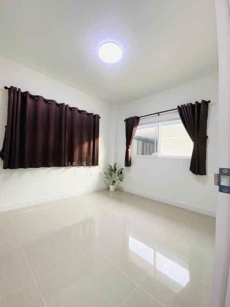 3 BR house, Chon Buri (Pattaya), Sattahip, Chon Buri (Pattaya), 3 Bedrooms, 150 sqm, Single Detached House For Sale, by Melinda Lonuch, 500655053 - DDproperty.com