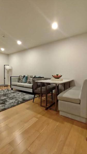Na Vara Residence : ณ วรา เรสซิเดนส์, กรุงเทพ, 33/6 ซอย หลังสวน, ลุมพินี, ปทุมวัน, กรุงเทพ, 62 ตร.ม., คอนโด ให้เช่า, โดย Thanyalak Ajmera, 500655068 - DDproperty.com