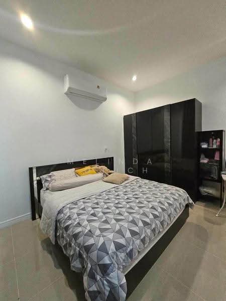 3-BR House, Chon Buri (Pattaya), Poong, Bang Lamung (Pattaya), Chon Buri (Pattaya), 3 Bedrooms, 280 sqm, Single Detached House For Sale, by Melinda Lonuch, 500655085 - DDproperty.com