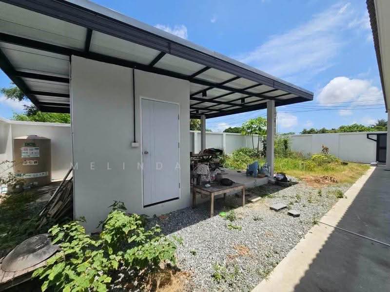 3-BR House, Chon Buri (Pattaya), Poong, Bang Lamung (Pattaya), Chon Buri (Pattaya), 3 Bedrooms, 280 sqm, Single Detached House For Sale, by Melinda Lonuch, 500655085 - DDproperty.com